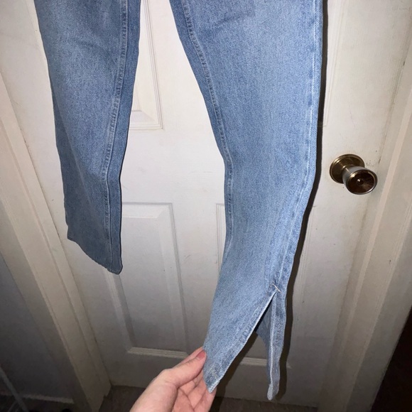 straight open cut  Jeans - Picture 3 of 5